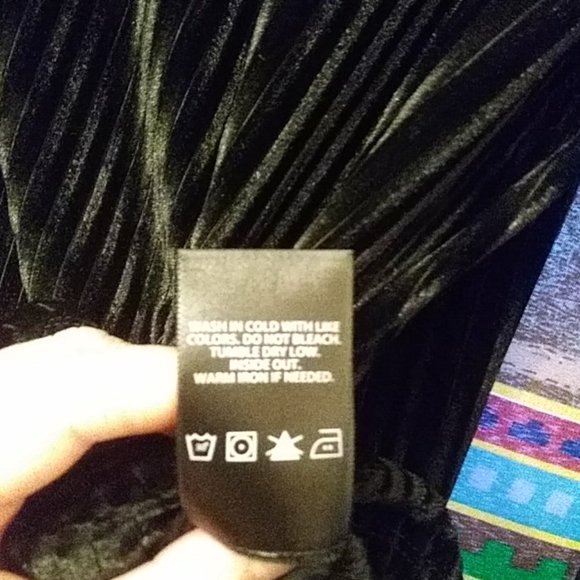 Nanette Lepore  XL Bell Sleeve w/ Bows - Picture 7 of 8